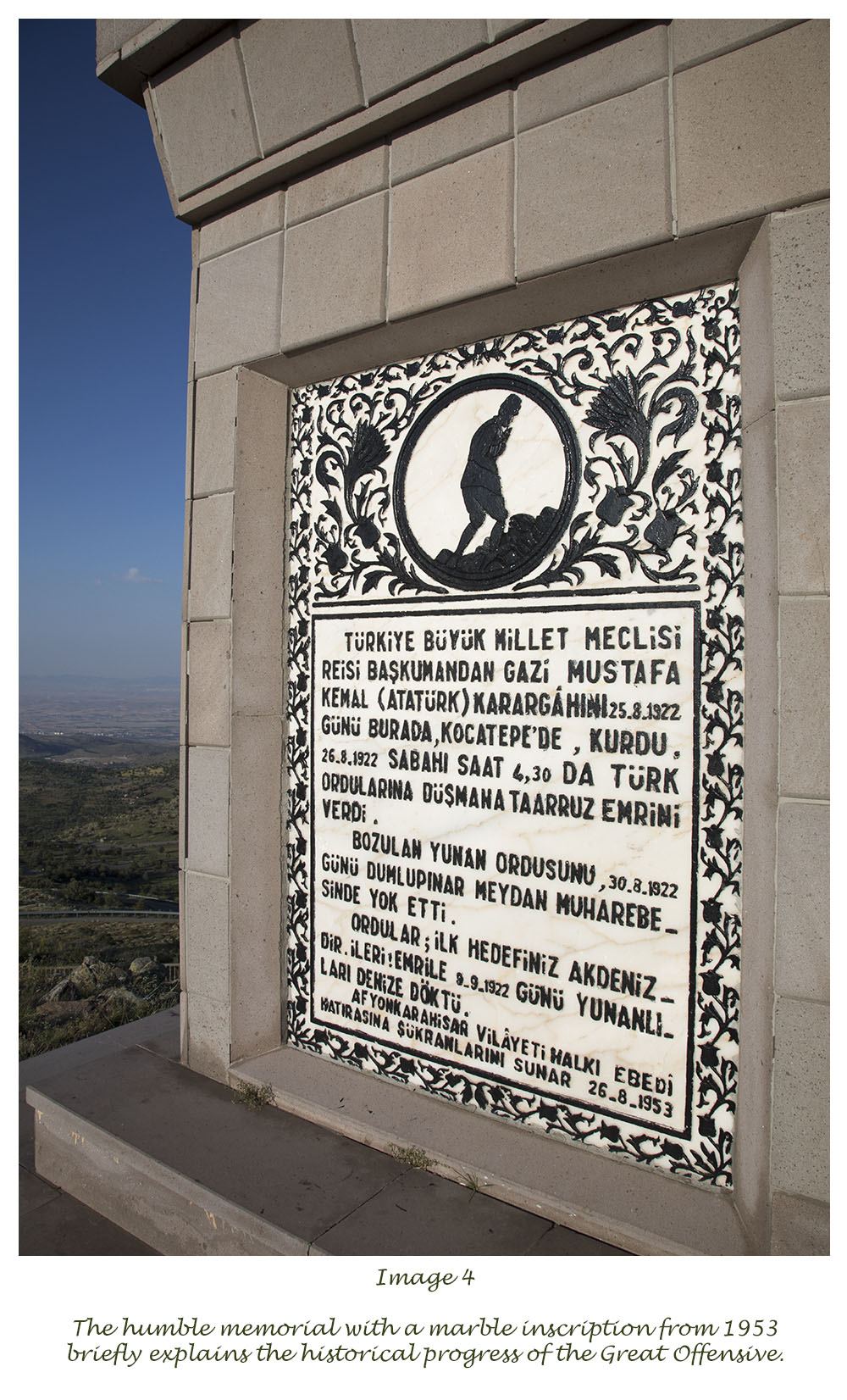 The humble memorial with a marble inscription from 1953 briefly explains the historical progress of the Great Offensive.